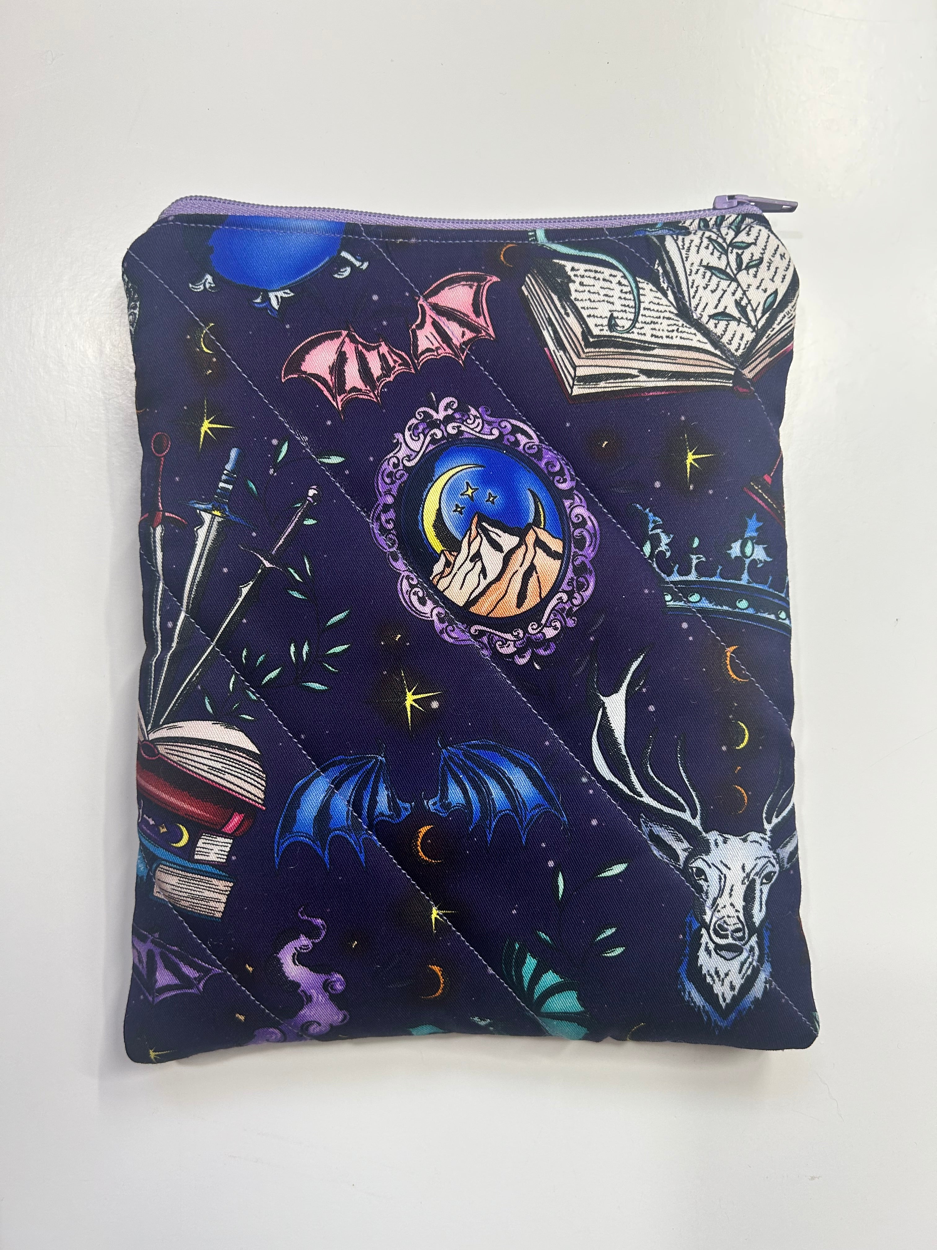 Fantasy ACOTAR | Handmade Padded E-Reader Sleeve with Zip | Kindle & Kobo Case