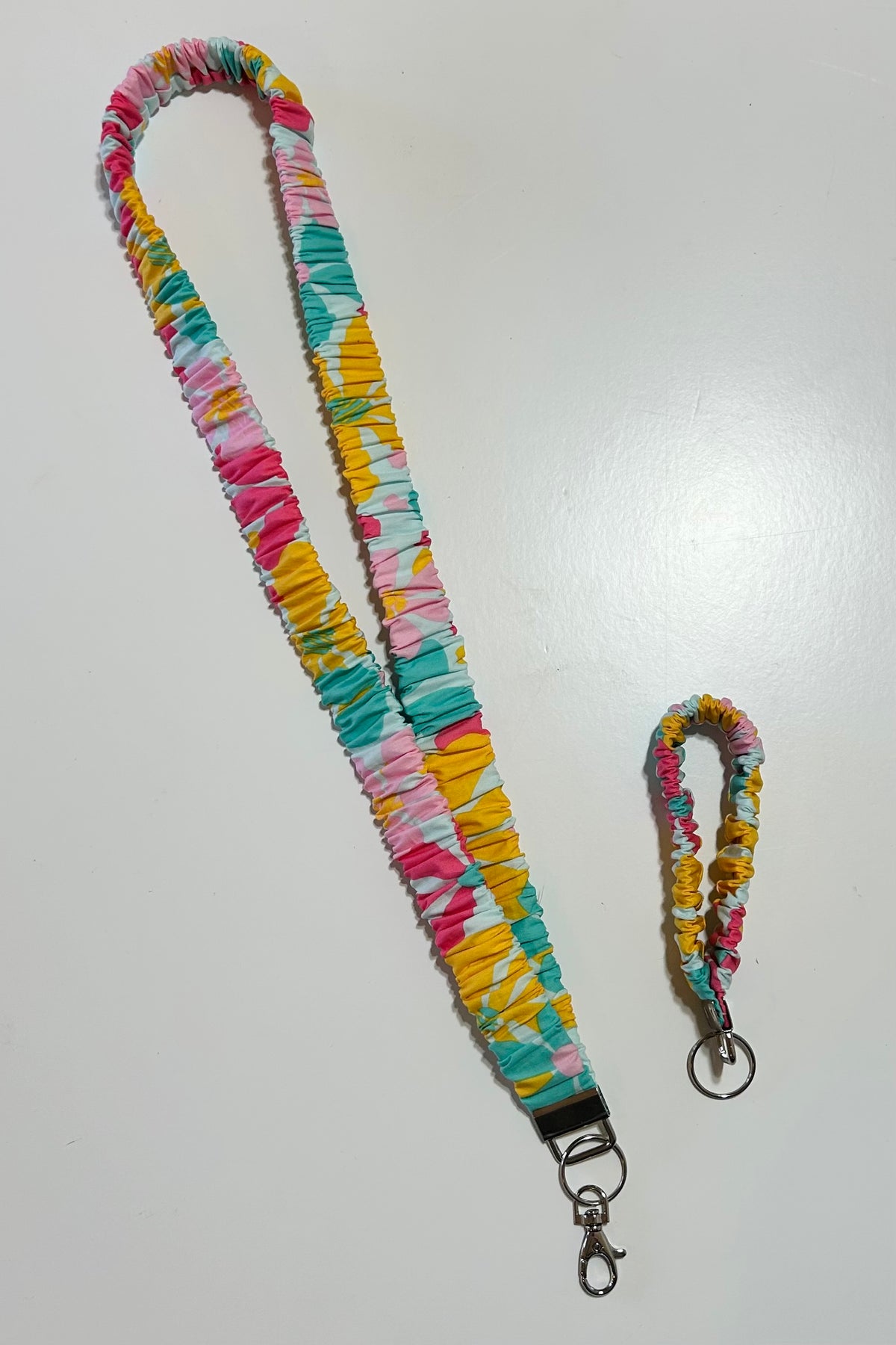 Happy Flower Scrunchie Lanyard/Keychain