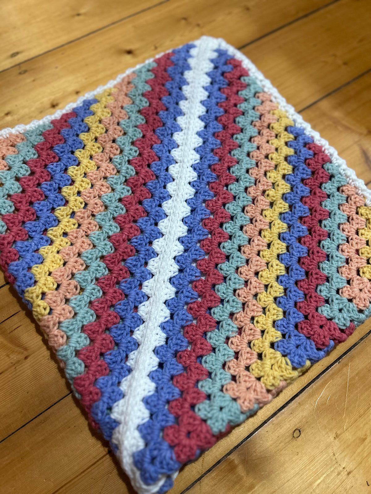Daphne Afghan Crochet Baby Blanket - Rainbow (purple centre)