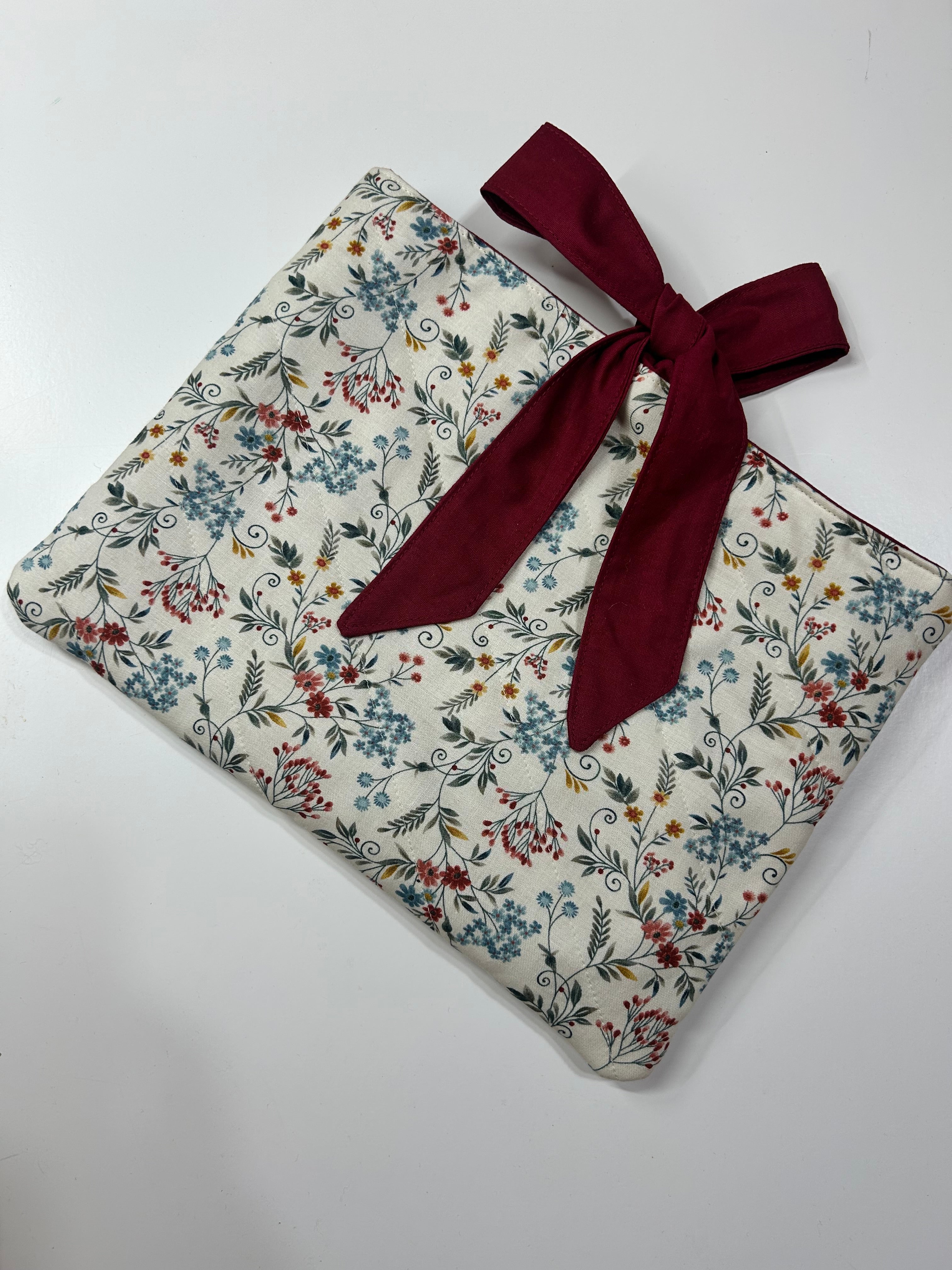 Native Floral Book/Ipad Sleeve with Dark Red Lining and Ties