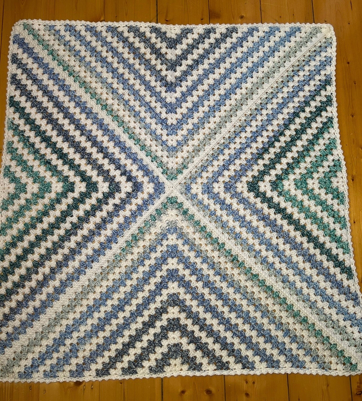 Daphne Afghan Crochet Baby Blanket - Blue and White