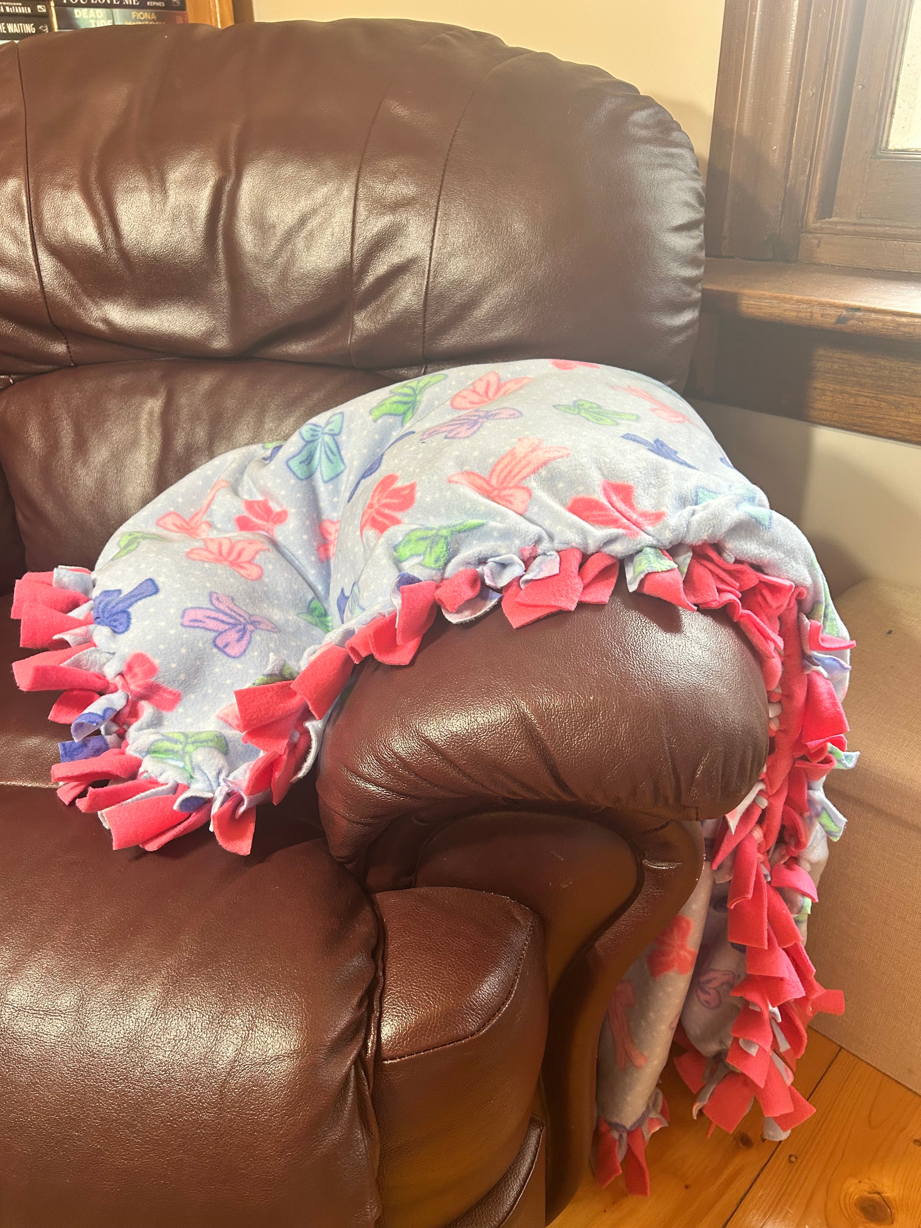 Pink Bow handmade fleece tie blanket