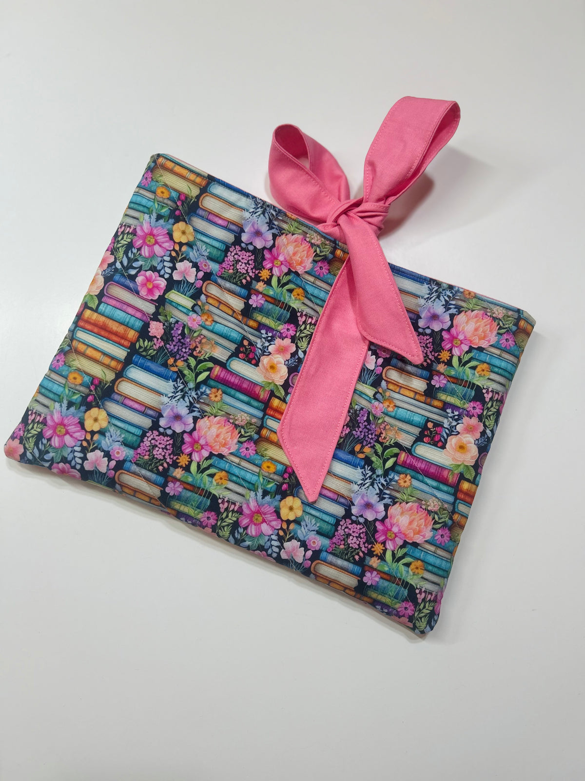 Flowers and Books - Book/Ipad Sleeve with Pink Lining and Ties