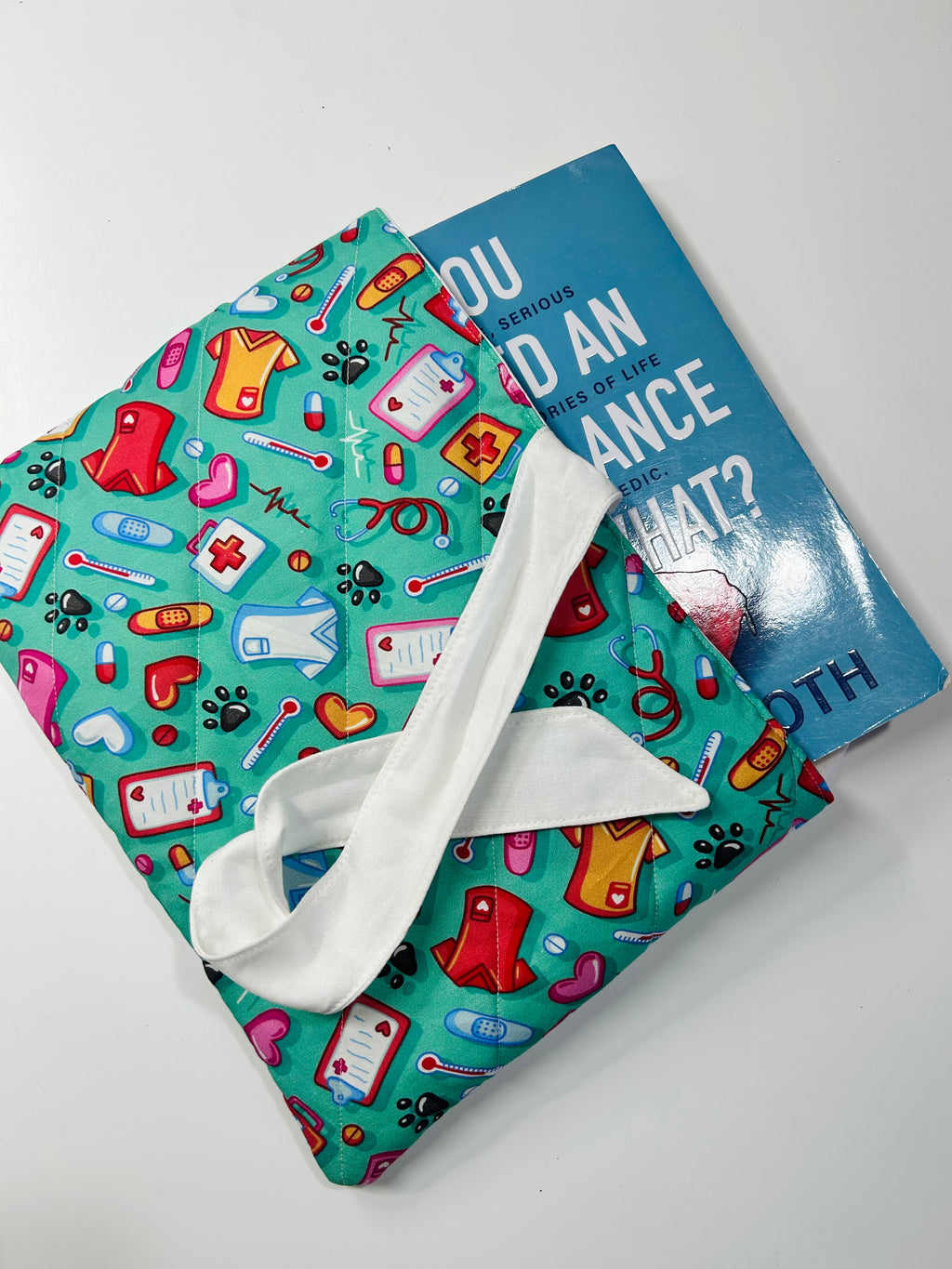 MedicalBook/Ipad Sleeve with White Lining and Ties