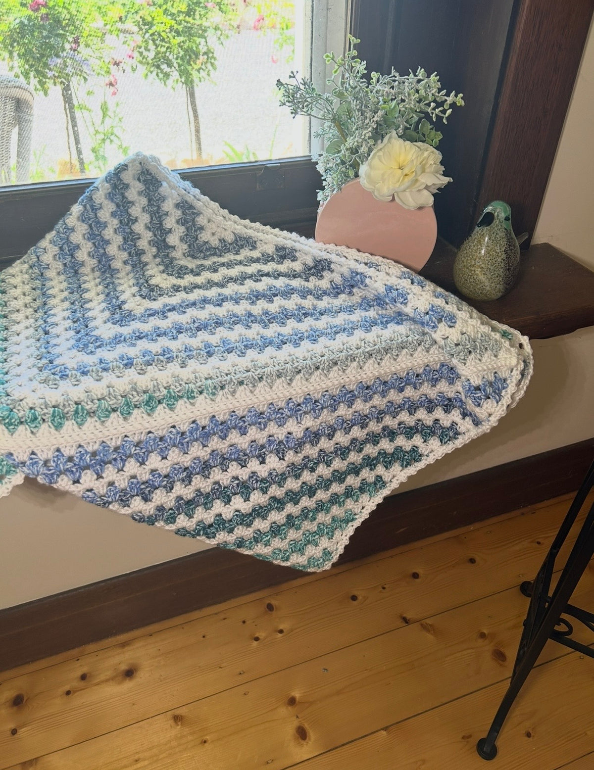 Daphne Afghan Crochet Baby Blanket - Blue and White